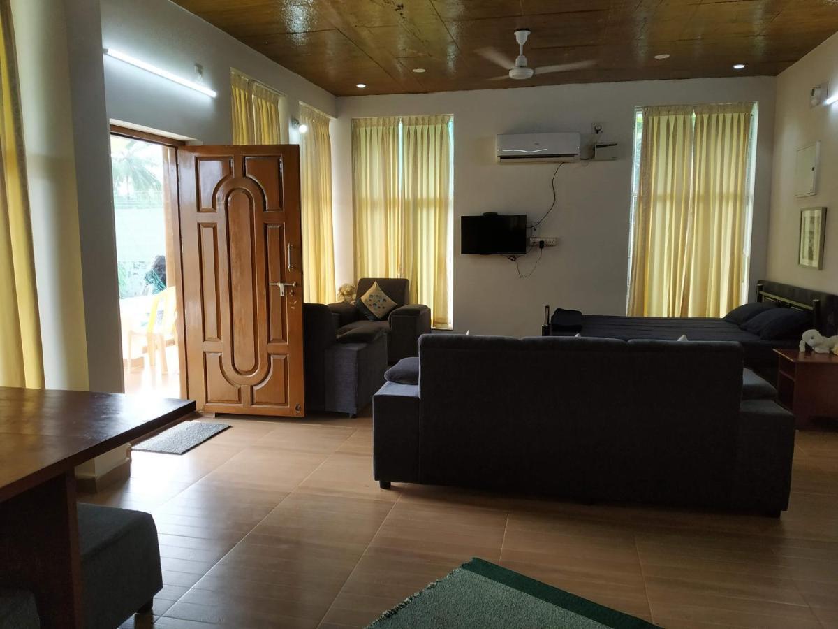 Waves Beach House Pondicherry Luaran gambar